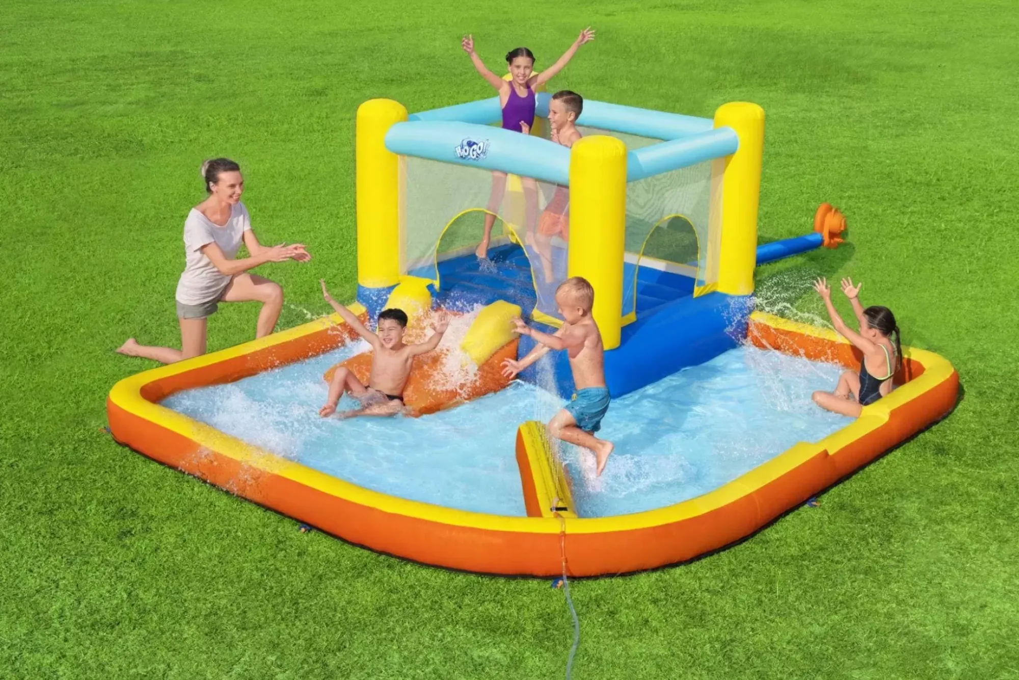 Bestway Mega Water Parks<H2Ogo! Beach Bounce Kids Inflatable Water Park 5'